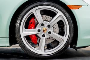 Porsche 911 Carrera S Coupe 2012 года  (NA)